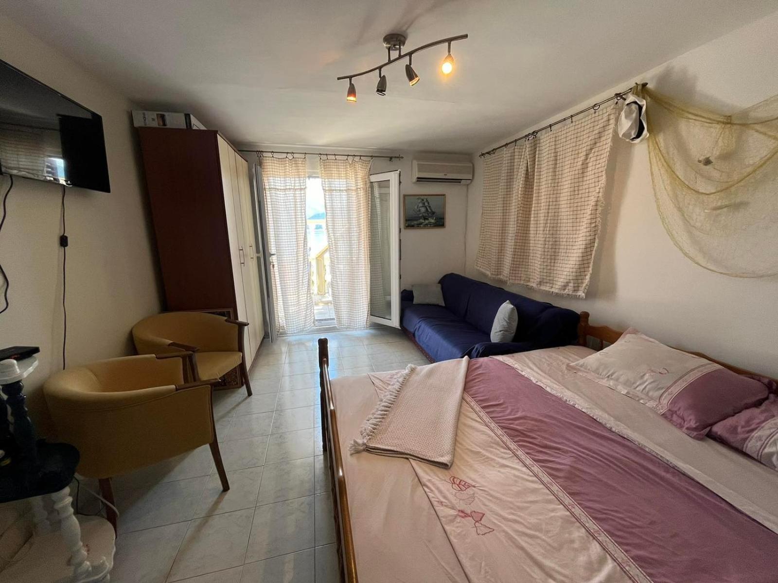 Ari Apartments Красичи Экстерьер фото